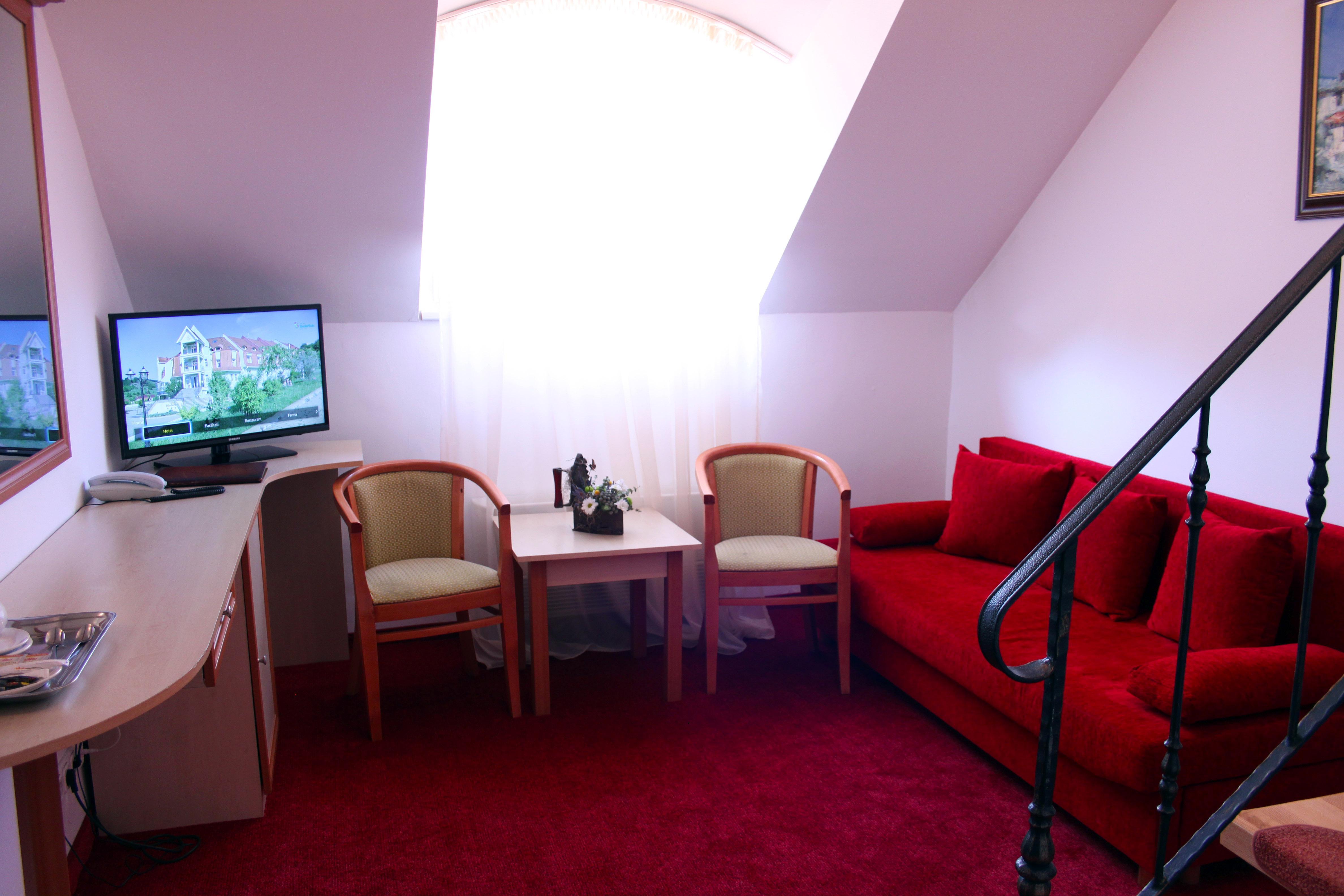 Mercure Binderbubi And 4*